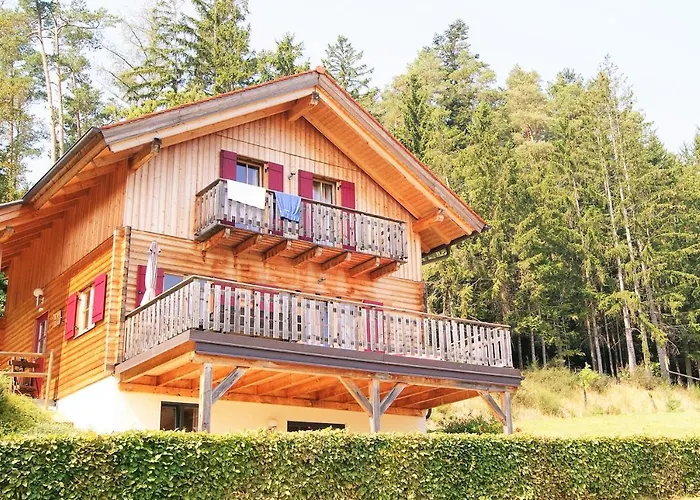 Grosses Ferienhaus Mit 5 Schlafzimmer & 4 Baeder