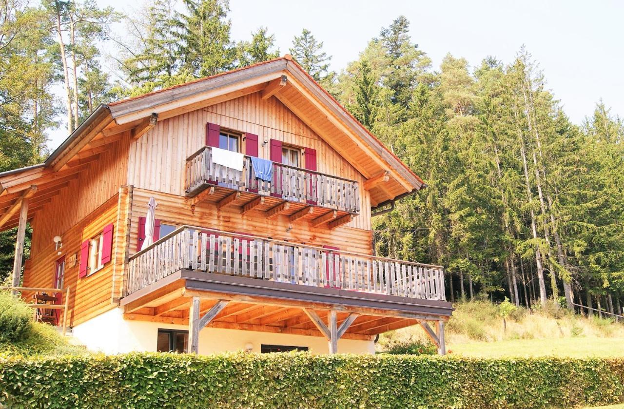 Grosses Mit 5 Schlafzimmer & 4 Baeder * Pollauberg