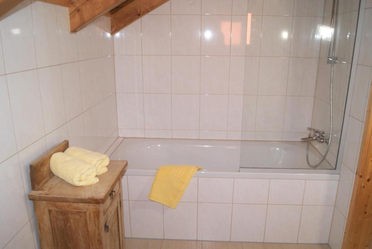 Holiday home Grosses Mit 5 Schlafzimmer & 4 Baeder