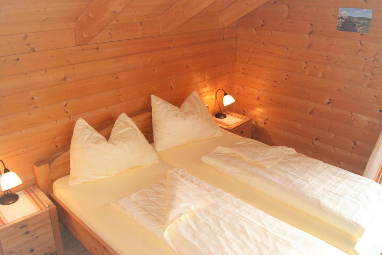 Holiday home Grosses Mit 5 Schlafzimmer & 4 Baeder *